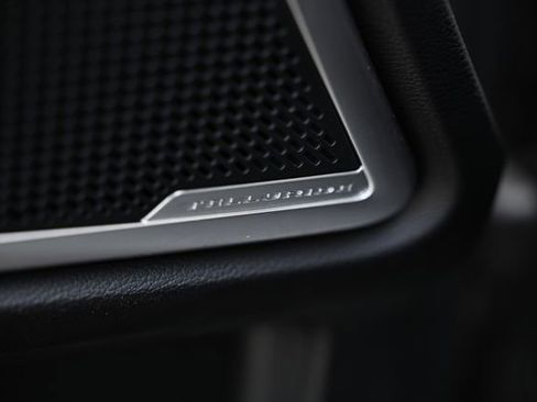 Used 2024 Kia Telluride LX FWD image 17