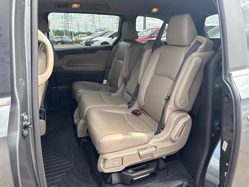 Used 2018 Honda Odyssey Touring image 11