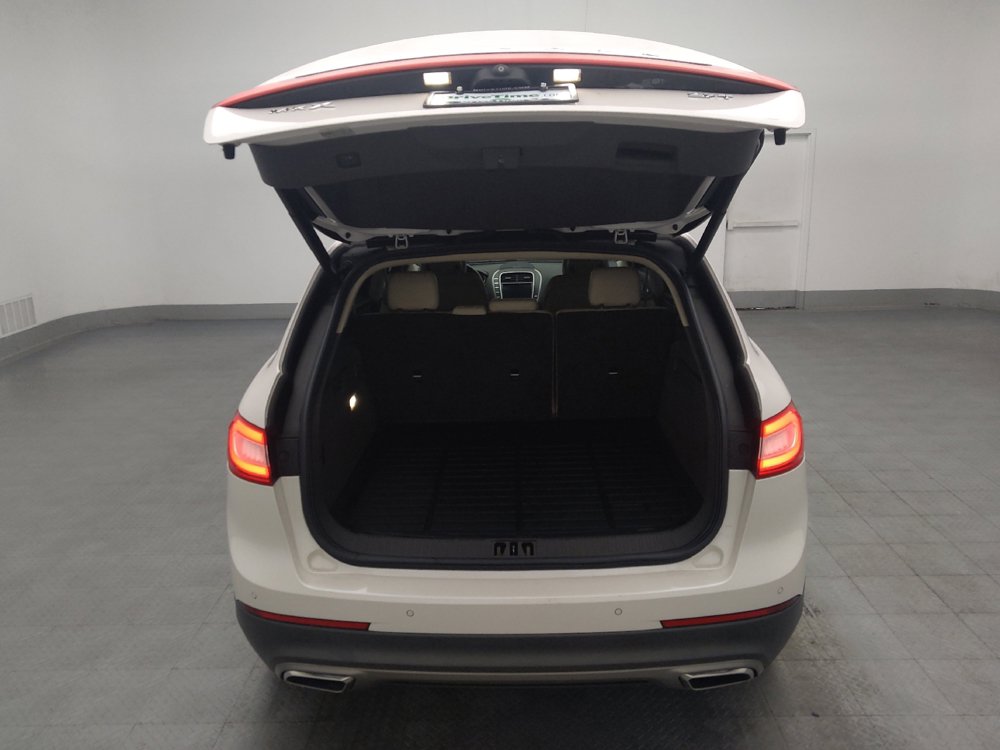 Used 2017 Lincoln MKX Select w/ Select Plus Package FWD image 29