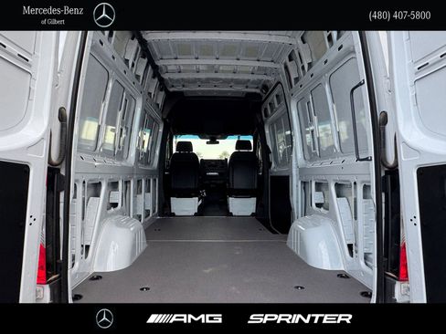 New 2025 Mercedes-Benz Sprinter 2500 image 8