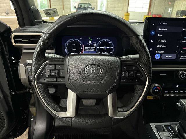 Certified 2025 Toyota Tacoma TRD Off-Road w/ TRD Off Road Upgrade Package AWD/4WD image 18