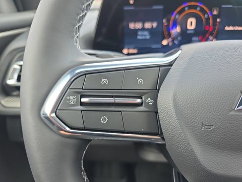 New 2026 Chevrolet Traverse LT w/ Driver Confidence Package FWD image 20