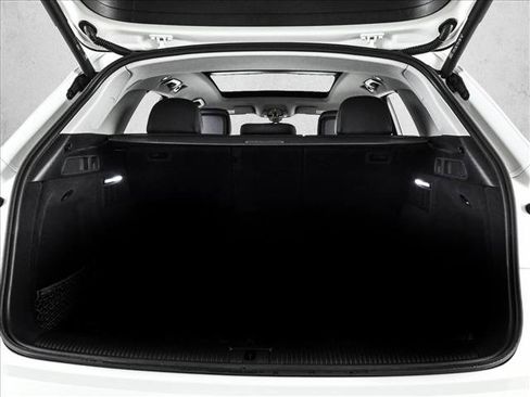 Used 2023 Audi Q5 2.0T Premium Plus w/ Premium Plus Package AWD/4WD image 6