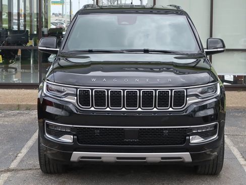 Used 2024 Jeep Wagoneer Series II image 4