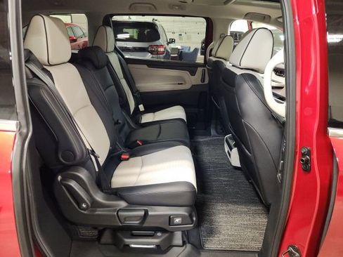 Certified 2025 Honda Odyssey Elite image 35