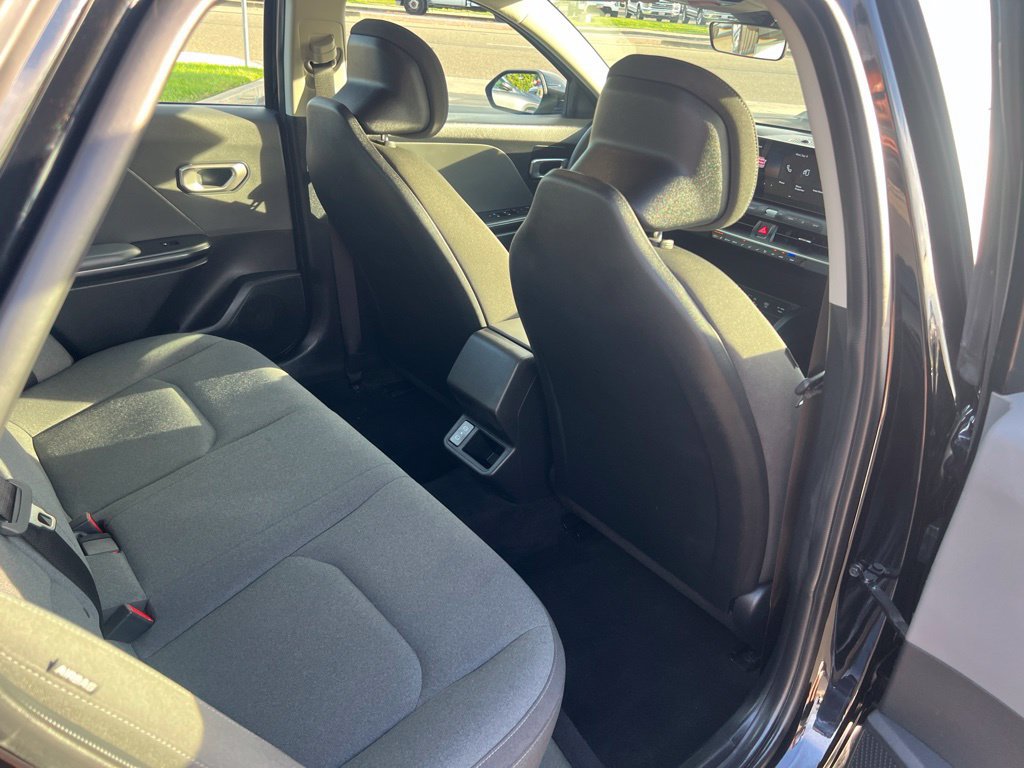 Used 2025 Kia K4 FWD image 29