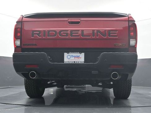 Used 2025 Honda Ridgeline TrailSport image 10
