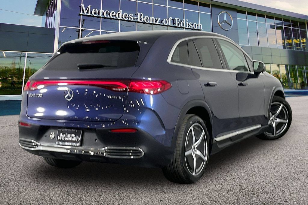 Certified 2023 Mercedes-Benz EQE 500 4MATIC SUV image 10