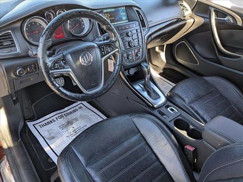 Used 2018 Buick Cascada Premium image 10