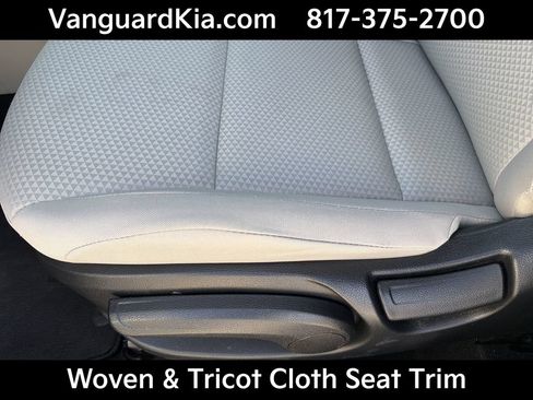 Certified 2025 Kia Soul LX w/ LX Technology Package FWD image 16