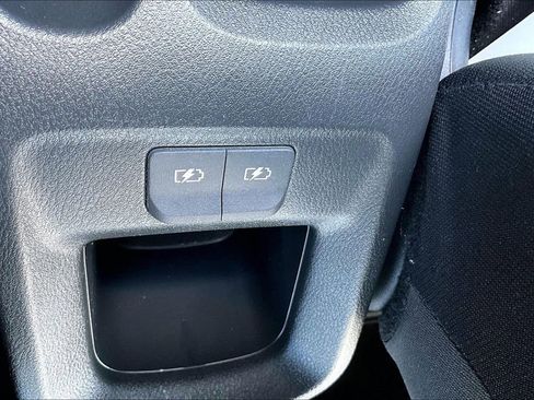 Used 2024 Nissan Versa S w/ S Plus Package image 32