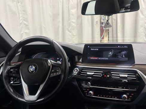 Used 2020 BMW 540i xDrive w/ Convenience Package AWD/4WD image 3