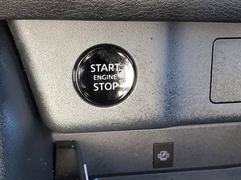 Certified 2024 Nissan Rogue Platinum image 25