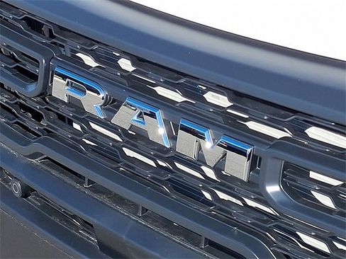 Used 2024 RAM ProMaster 2500 w/ Safety Group image 30