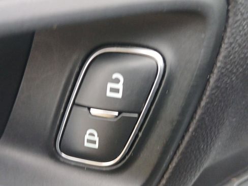 Used 2021 Ford Escape SEL image 10