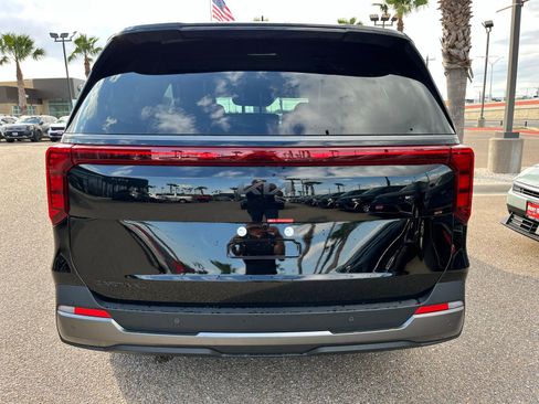 New 2026 Kia Carnival SX FWD image 6