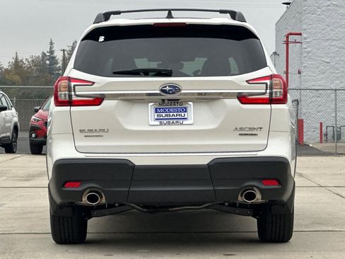New 2025 Subaru Ascent Limited image 4