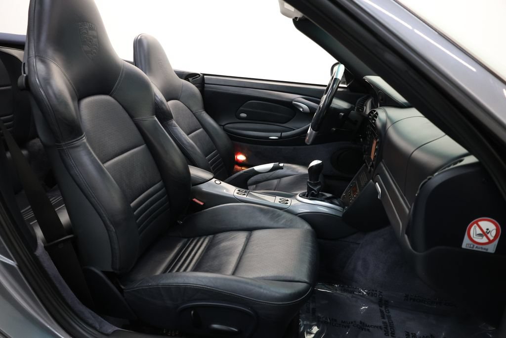 Used 2004 Porsche 911 Turbo AWD/4WD image 90