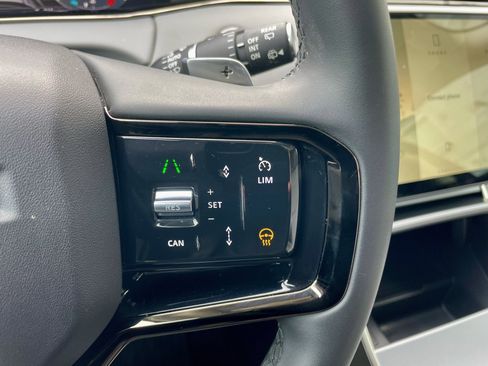 Certified 2024 Land Rover Range Rover Evoque S image 22