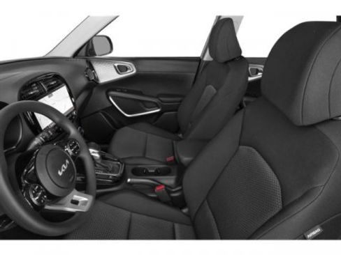Used 2024 Kia Soul S image 12