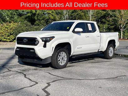 Used 2025 Toyota Tacoma SR5