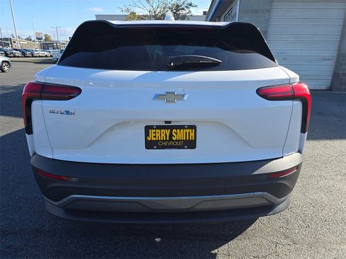 New 2026 Chevrolet Blazer EV LT image 5