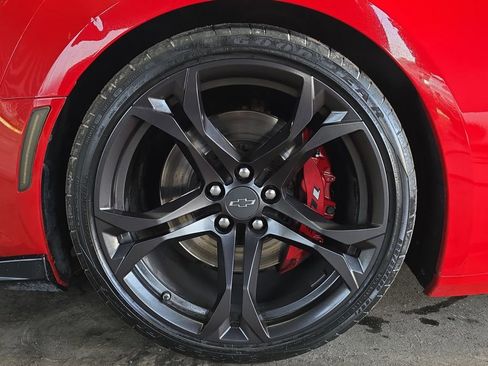 Used 2021 Chevrolet Camaro SS image 22