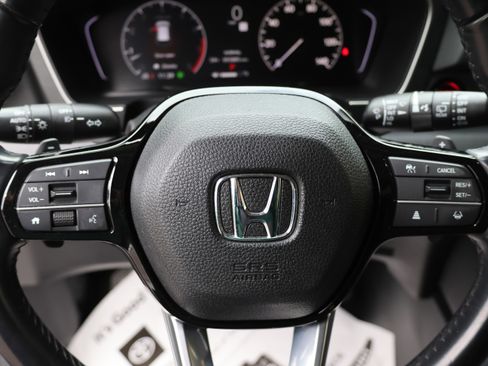 Used 2023 Honda Pilot Touring image 31