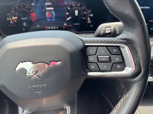 Used 2025 Ford Mustang Premium RWD image 24