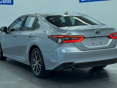 Used 2024 Toyota Camry XLE FWD image 6