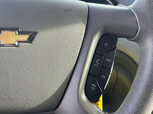 Used 2016 Chevrolet Traverse LS image 19
