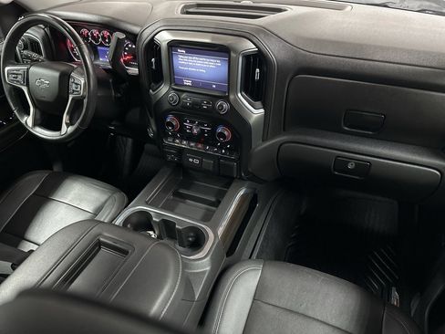 Used 2021 Chevrolet Silverado 1500 LT Trail Boss w/ Convenience Package II image 12