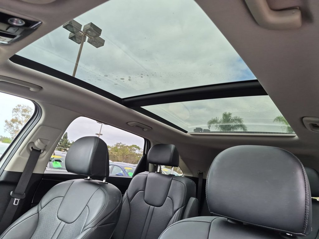 Certified 2023 Kia Sorento EX w/ Panoramic Sunroof Package AWD/4WD image 19