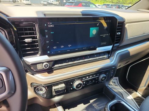 Used 2026 Chevrolet Silverado 1500 LT w/ All Star Edition Plus AWD/4WD image 29