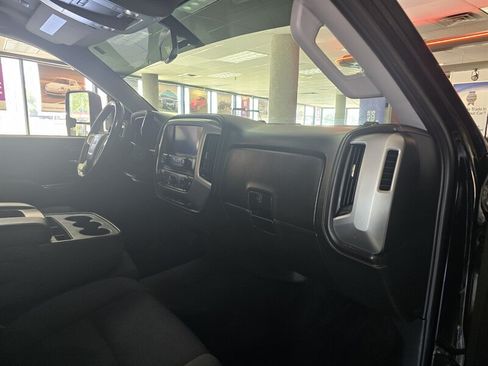 Used 2017 GMC Sierra 1500 SLE w/ SLE Value Package RWD image 13