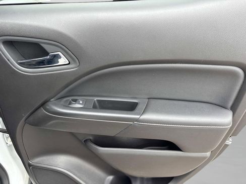 Used 2019 GMC Canyon SLE image 19