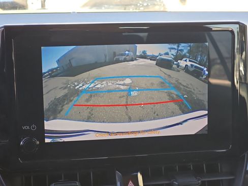 Used 2023 Toyota Corolla LE image 26