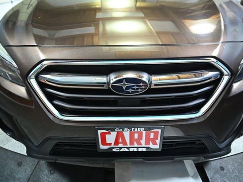 Used 2019 Subaru Outback 2.5i Premium image 17