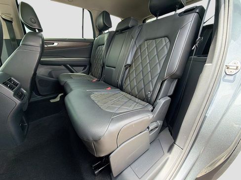 Used 2024 Volkswagen Atlas SEL Premium R-Line AWD/4WD image 22