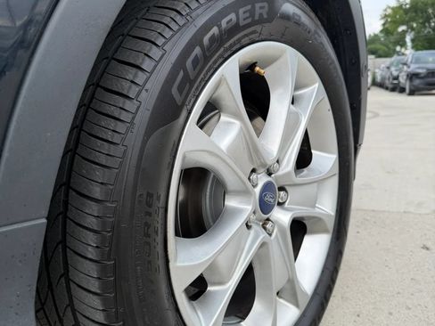Used 2016 Ford Escape Titanium w/ Equipment Group 301A FWD image 9