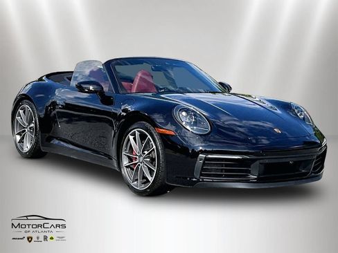Used 2024 Porsche 911 Carrera S RWD image 2