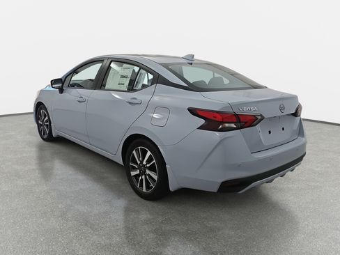 New 2025 Nissan Versa SV image 7