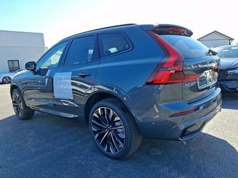 New 2026 Volvo XC60 B5 Ultra w/ Climate Package image 3