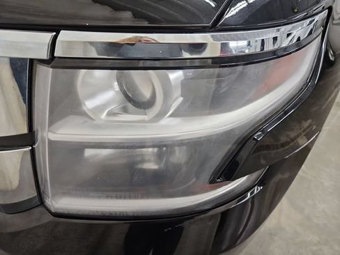 Used 2020 Chevrolet Suburban Premier AWD/4WD image 19