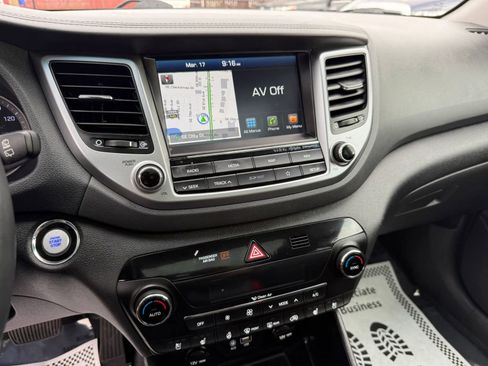 Used 2018 Hyundai Tucson Limited w/ Ultimate Package 02 image 17