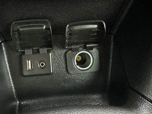 Used 2017 Chevrolet Cruze LT w/ Convenience Package image 22