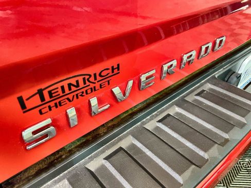 Used 2017 Chevrolet Silverado 1500 LT w/ All Star Edition image 28