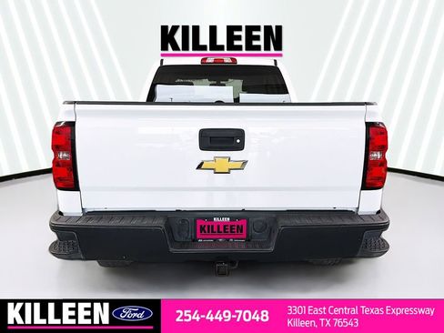 Used 2018 Chevrolet Silverado 1500 W/T w/ Trailering Package image 7