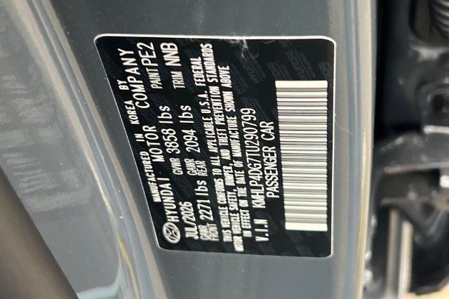 New 2026 Hyundai Elantra Limited FWD image 23