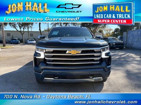 Used 2024 Chevrolet Silverado 1500 High Country w/ High Country Premium Package image 17
